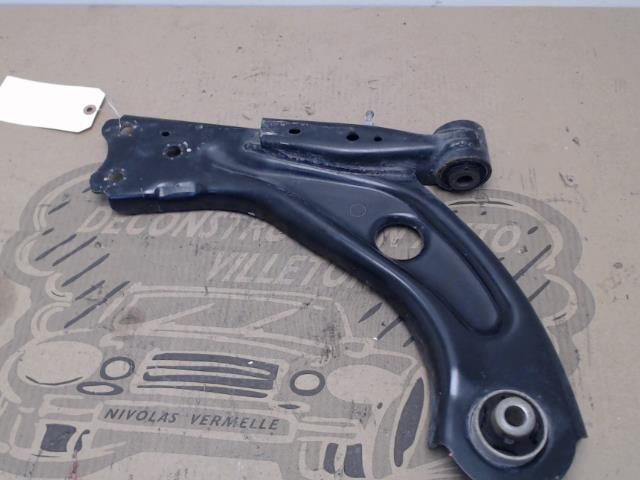 Triangolo anteriore destro PEUGEOT 308 2 PHASE 2  - 1