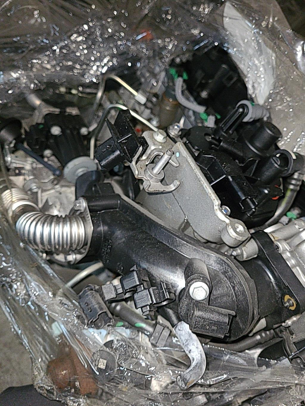 Moteur RENAULT MEGANE 3 PHASE 1 Diesel - 1
