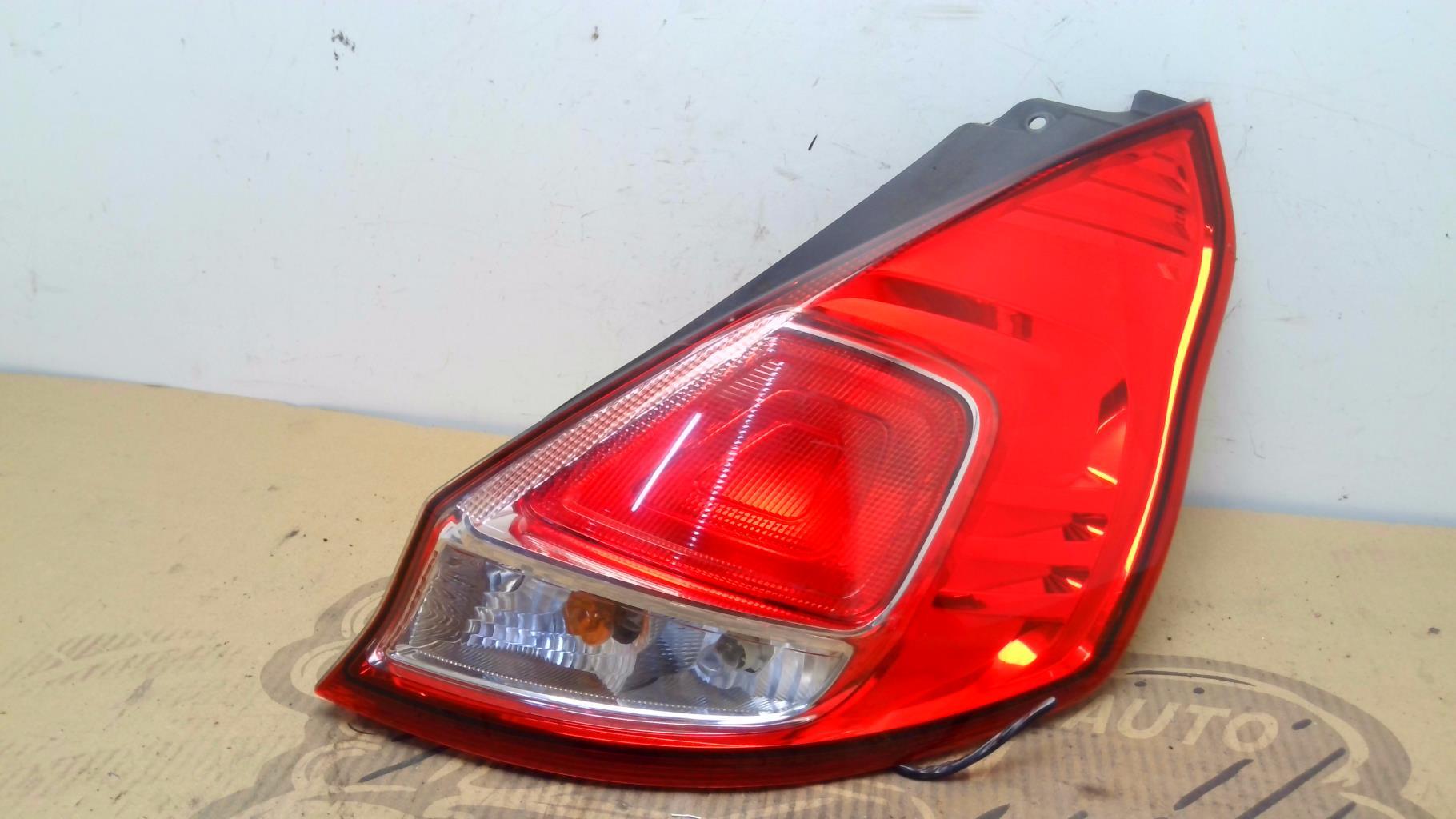 Fanale posteriore principale destro (luci) FORD FIESTA 6 PHASE 2  - 1