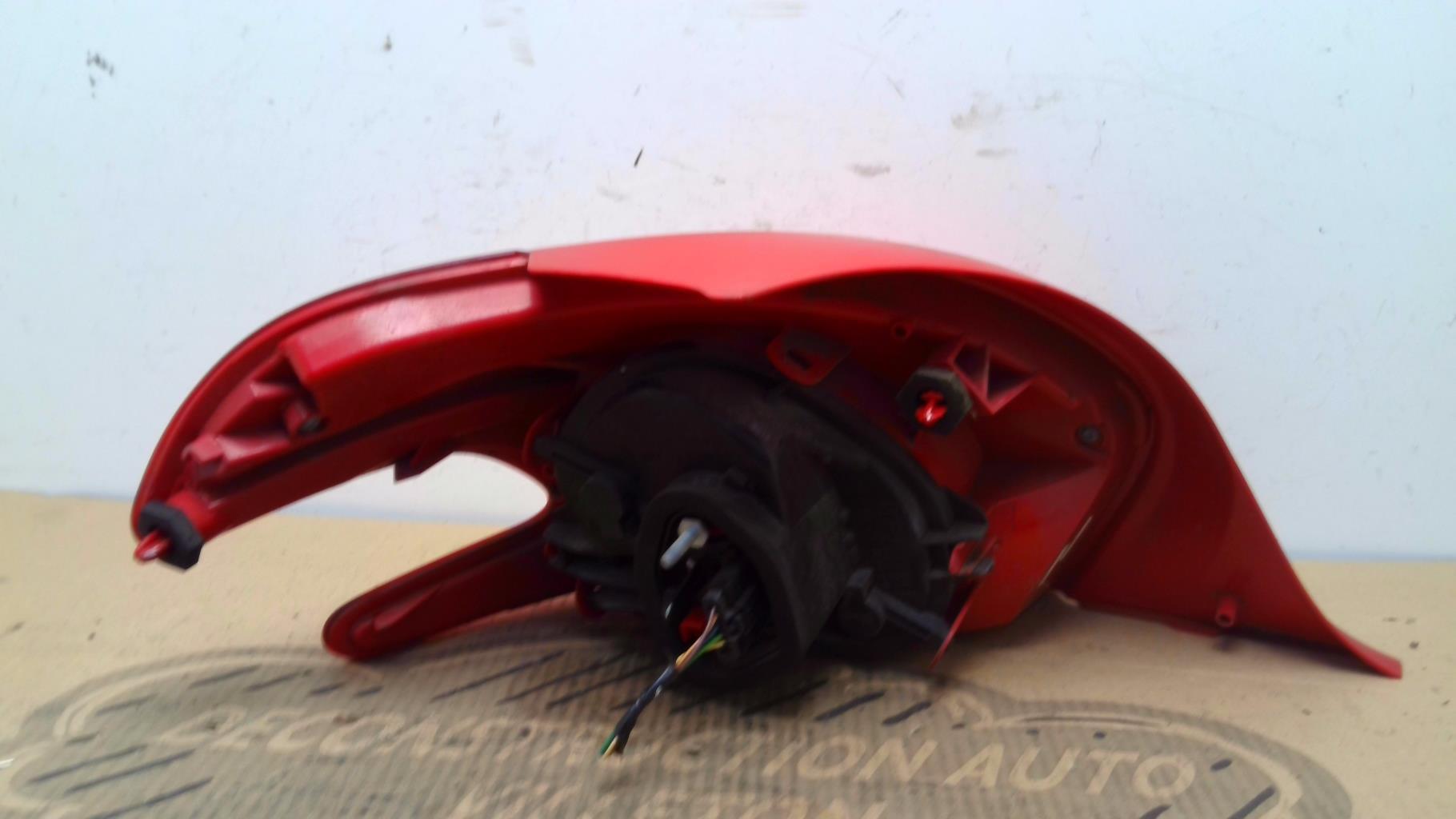 Fanale posteriore principale destro (luci) PEUGEOT 208 1 PHASE 1  - 1