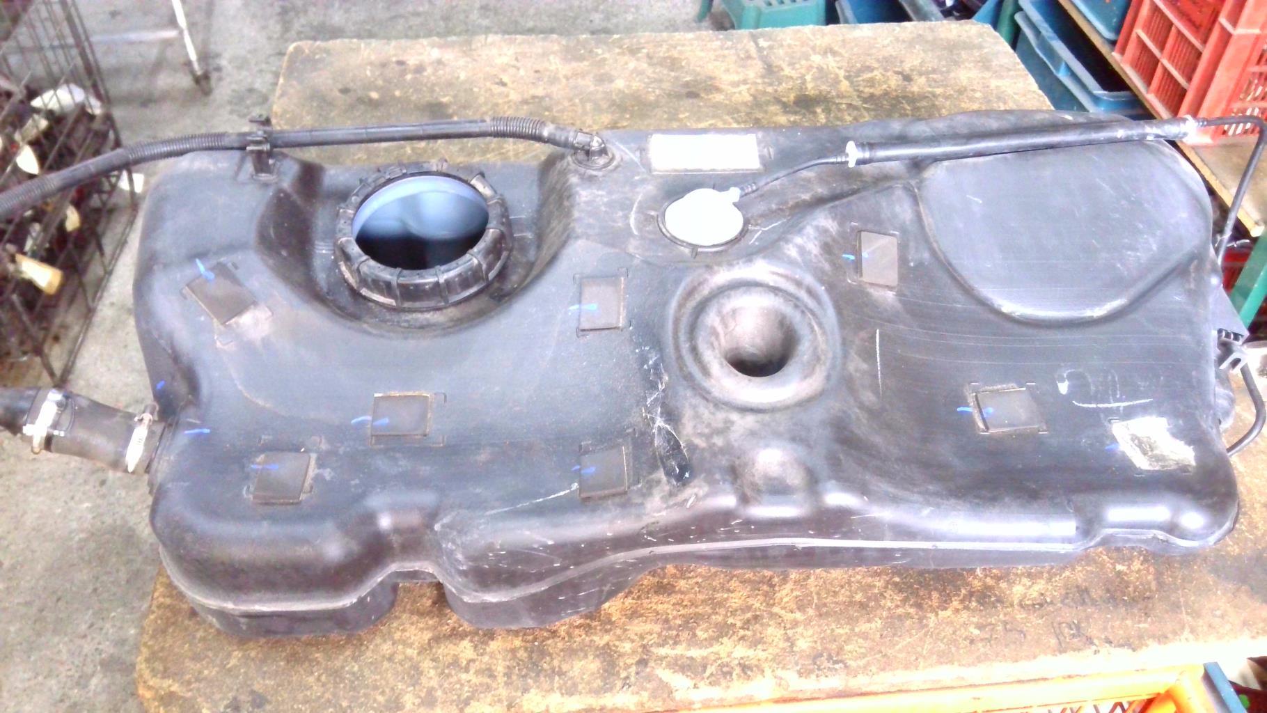 Reservoir essence MINI MINI 2 R55 CLUBMAN PHASE 1 BREAK Essence - 1