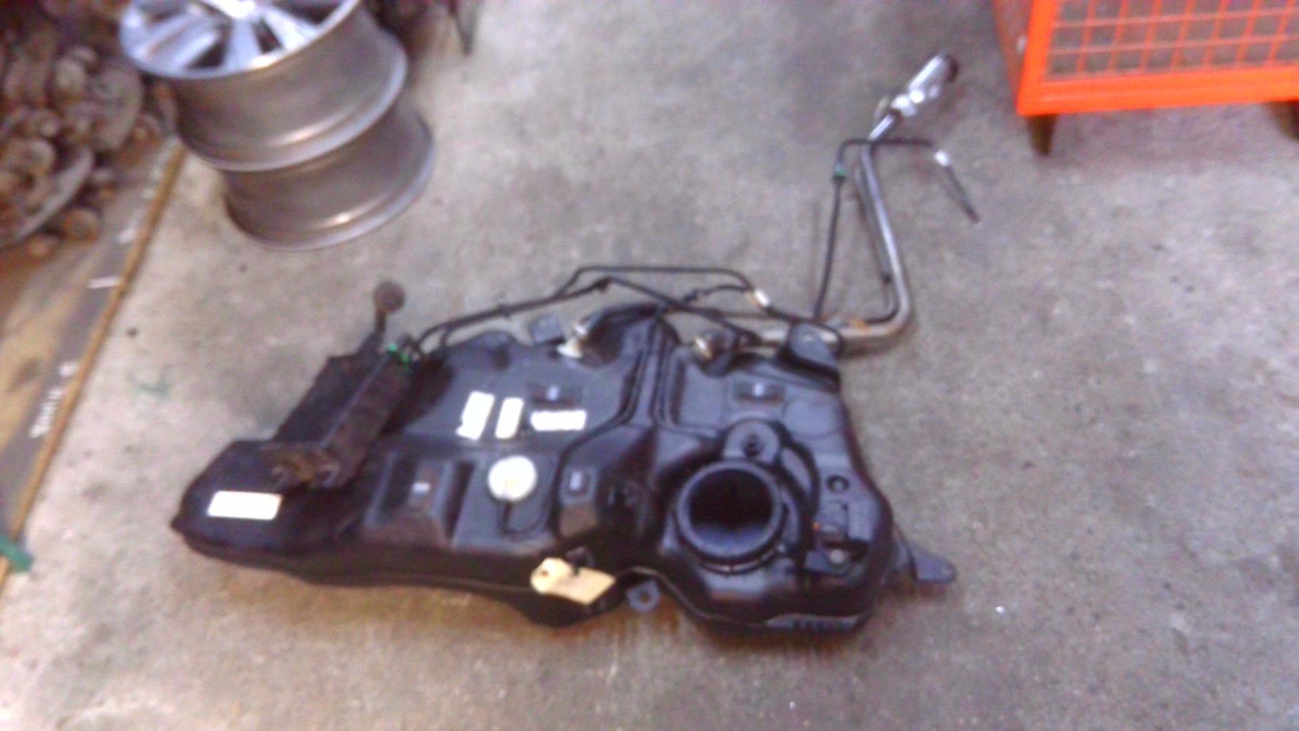 Reservoir essence FORD FOCUS 4 PHASE 1 Essence - 1