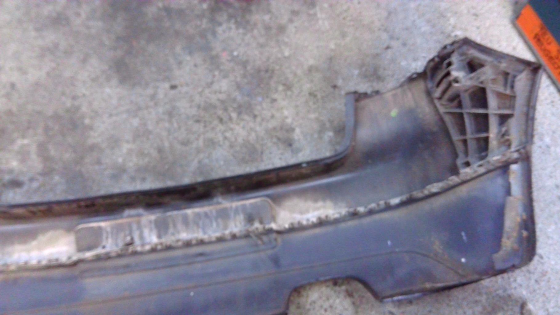 Paraurti posteriore VOLKSWAGEN GOLF 5 Diésel - 1