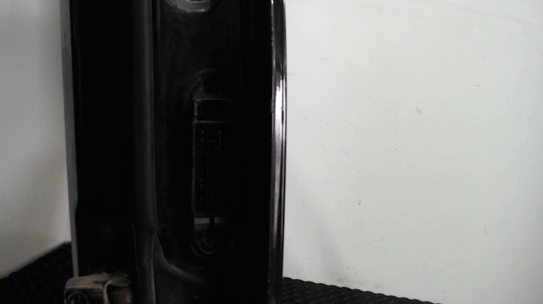 Portiera posteriore sinistra MERCEDES CLASSE M 163 PHASE 2 Diésel - 1