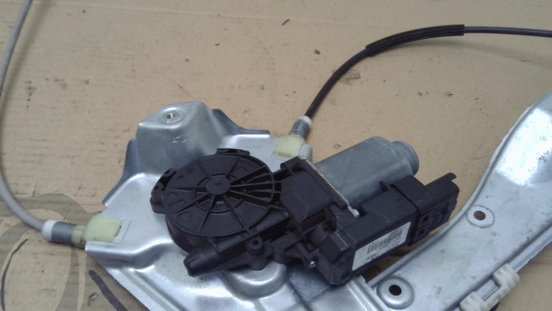 Alzacristalli elettrico anteriore destro RENAULT CLIO 3 PHASE 2 Gasolina - 1