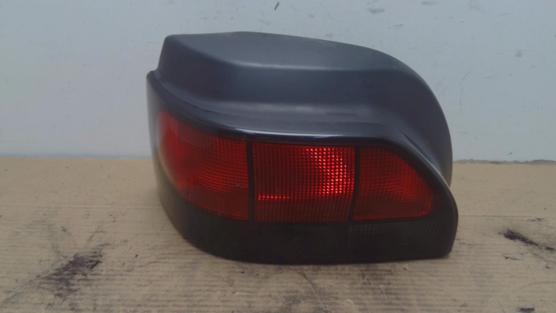 Fanale posteriore principale sinistro (luci) RENAULT CLIO 1 PHASE 1  - 1