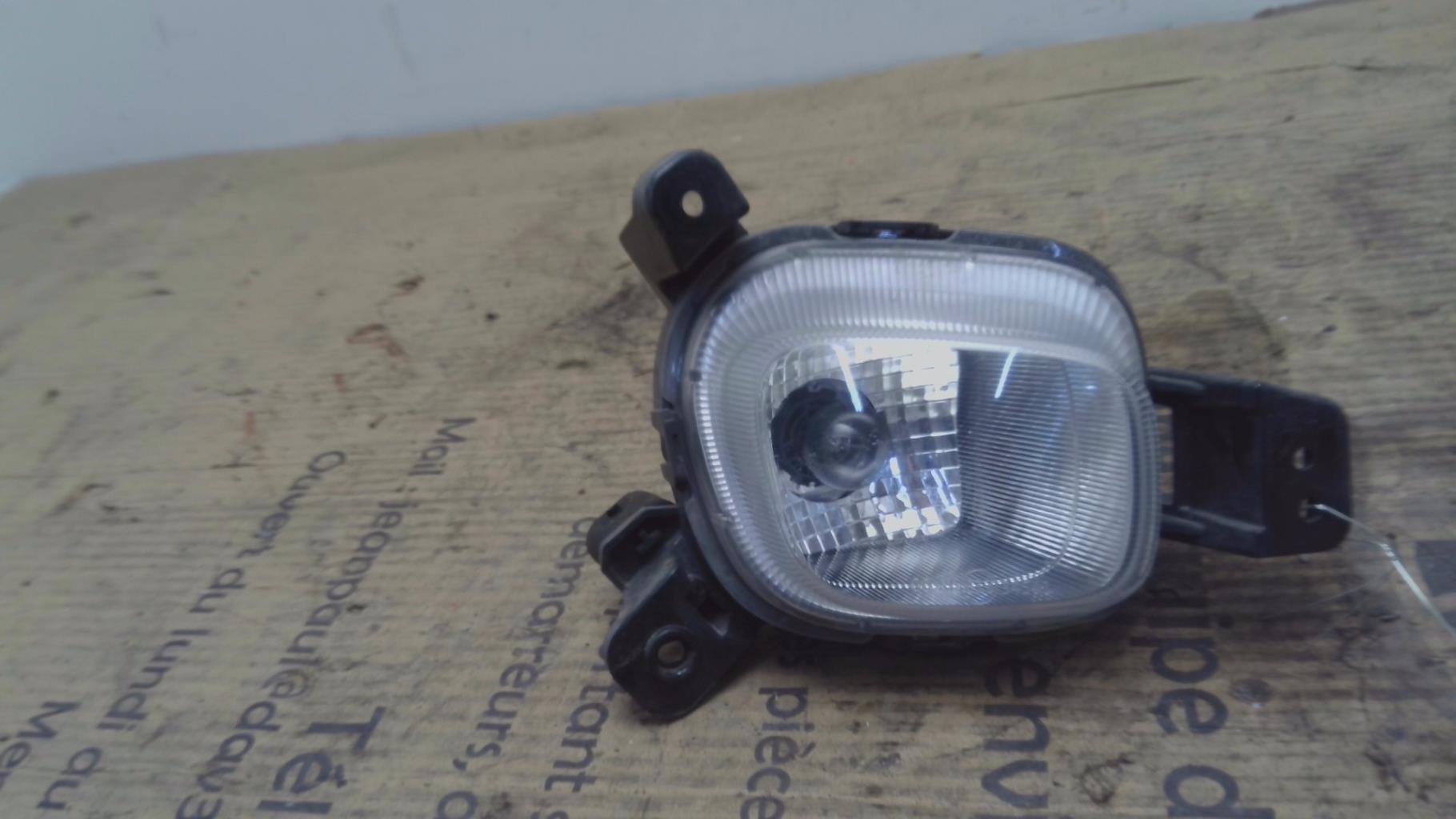 Fendinebbia destro (luci) KIA PICANTO 3 PHASE 1 Gasolina - 1