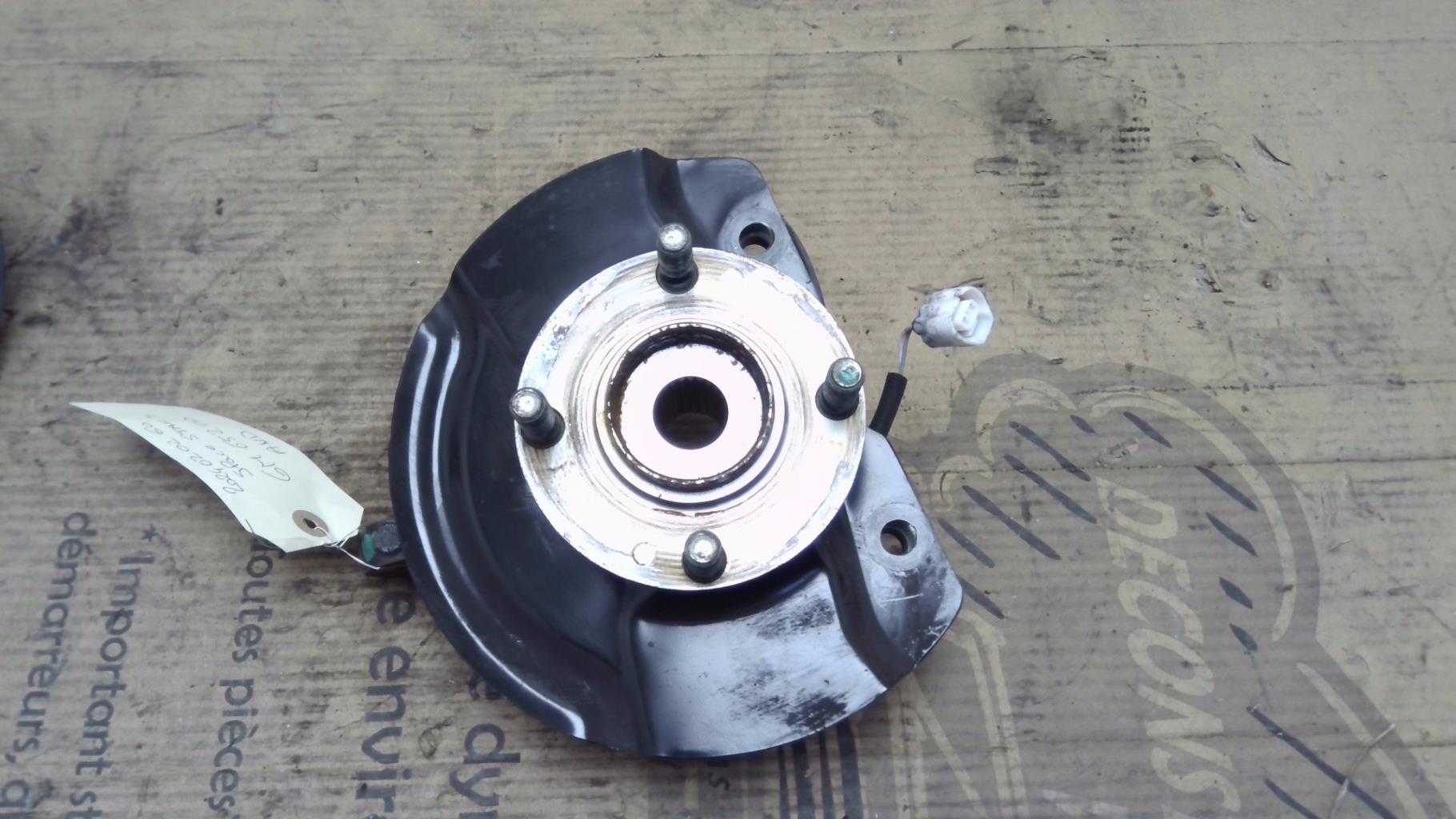 Fusee avant droit MITSUBISHI SPACE STAR 3 PHASE 3  - 1
