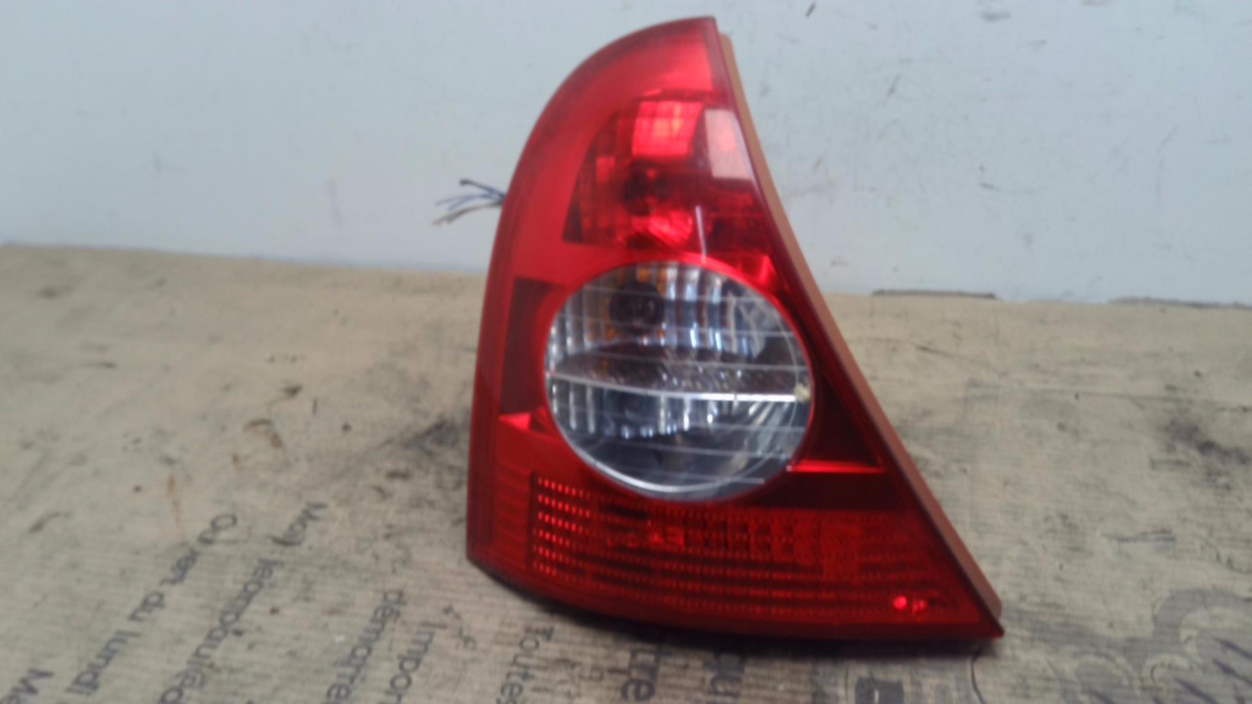 Fanale posteriore principale sinistro (luci) RENAULT CLIO 2 CAMPUS PHASE 1 Diésel - 1