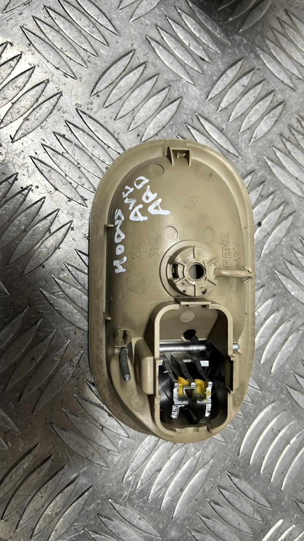 Poignee interieur arriere droit RENAULT MODUS PHASE 1 Diesel - 1
