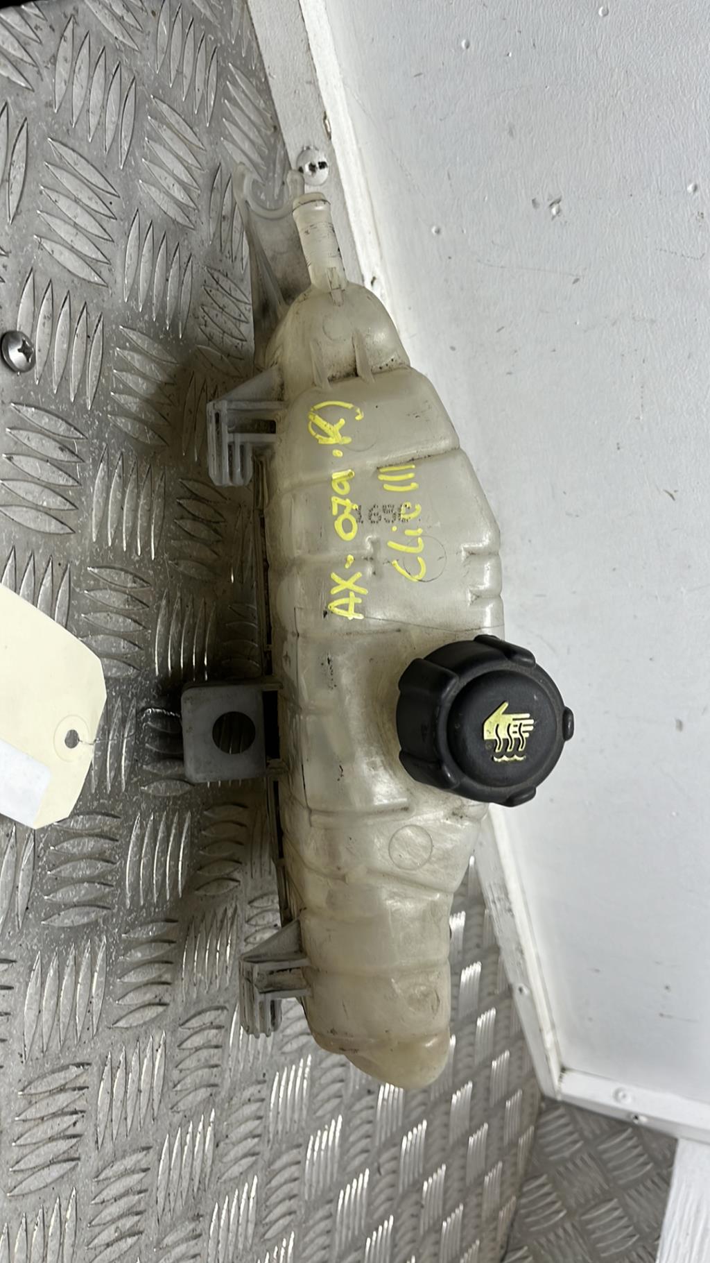 Reservoir RENAULT CLIO 3 PHASE 2 Diesel - 1