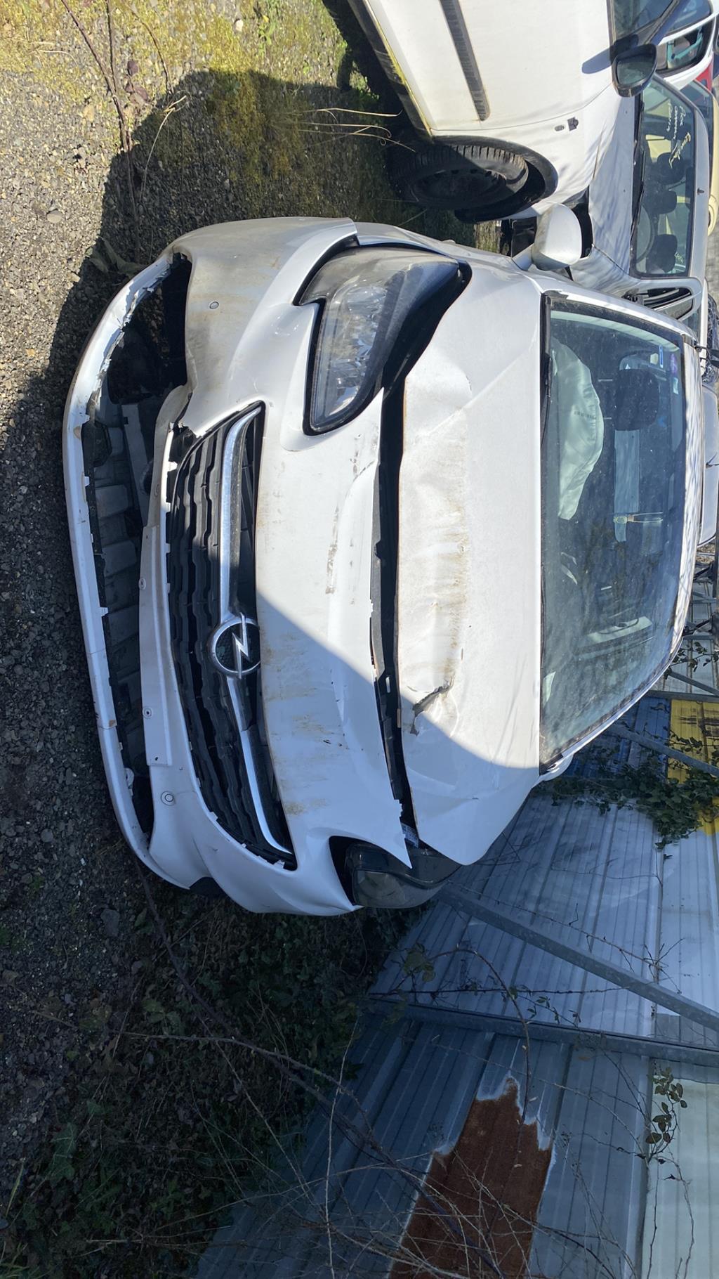 Alternateur OPEL CORSA E Essence - 1