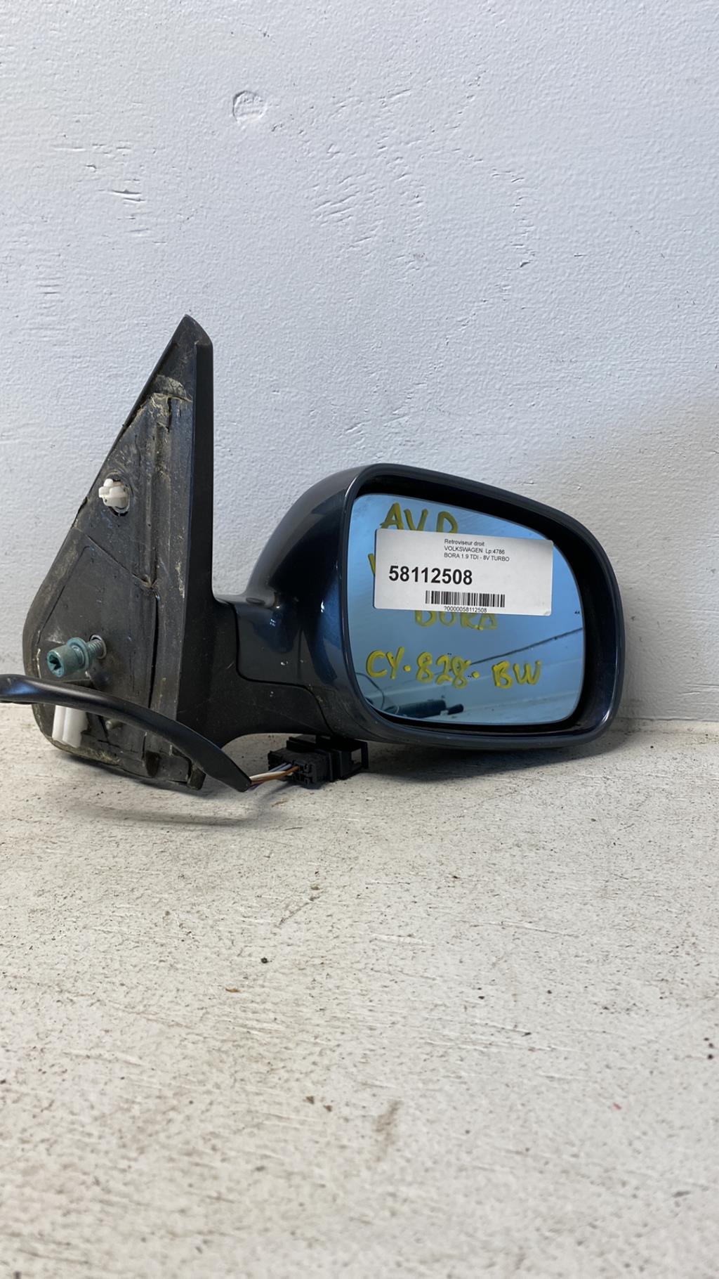 Retroviseur droit VOLKSWAGEN BORA Diesel - 1