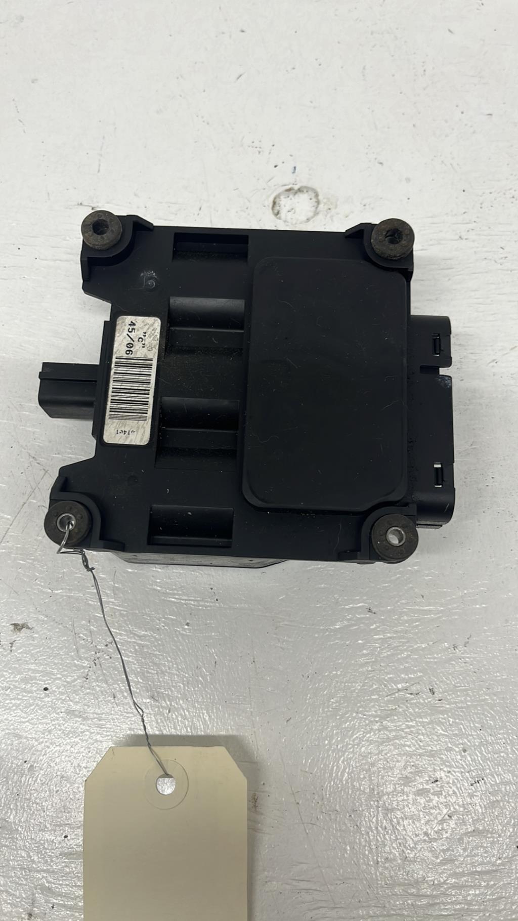 Commande de fermeture centralisee VOLKSWAGEN POLO 4 PHASE 2 Diesel - 1