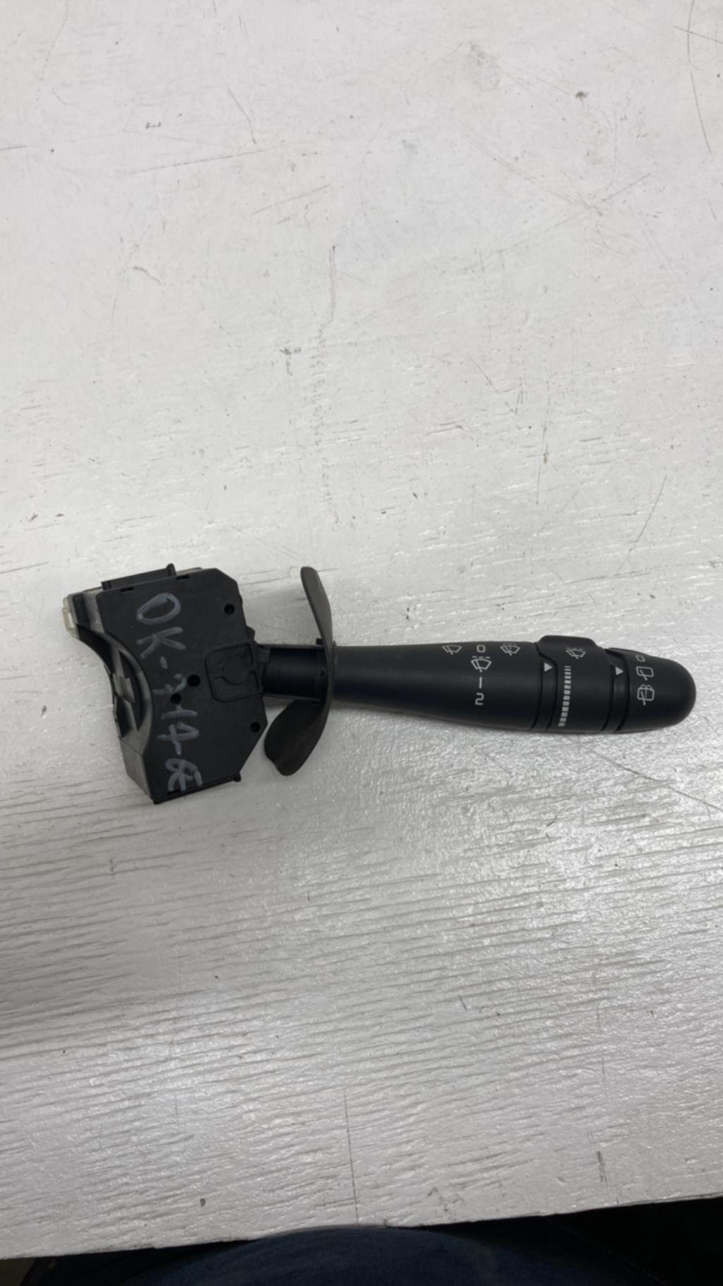 Commodo d'essuie glaces RENAULT CLIO 2 PHASE 2 Diesel - 1
