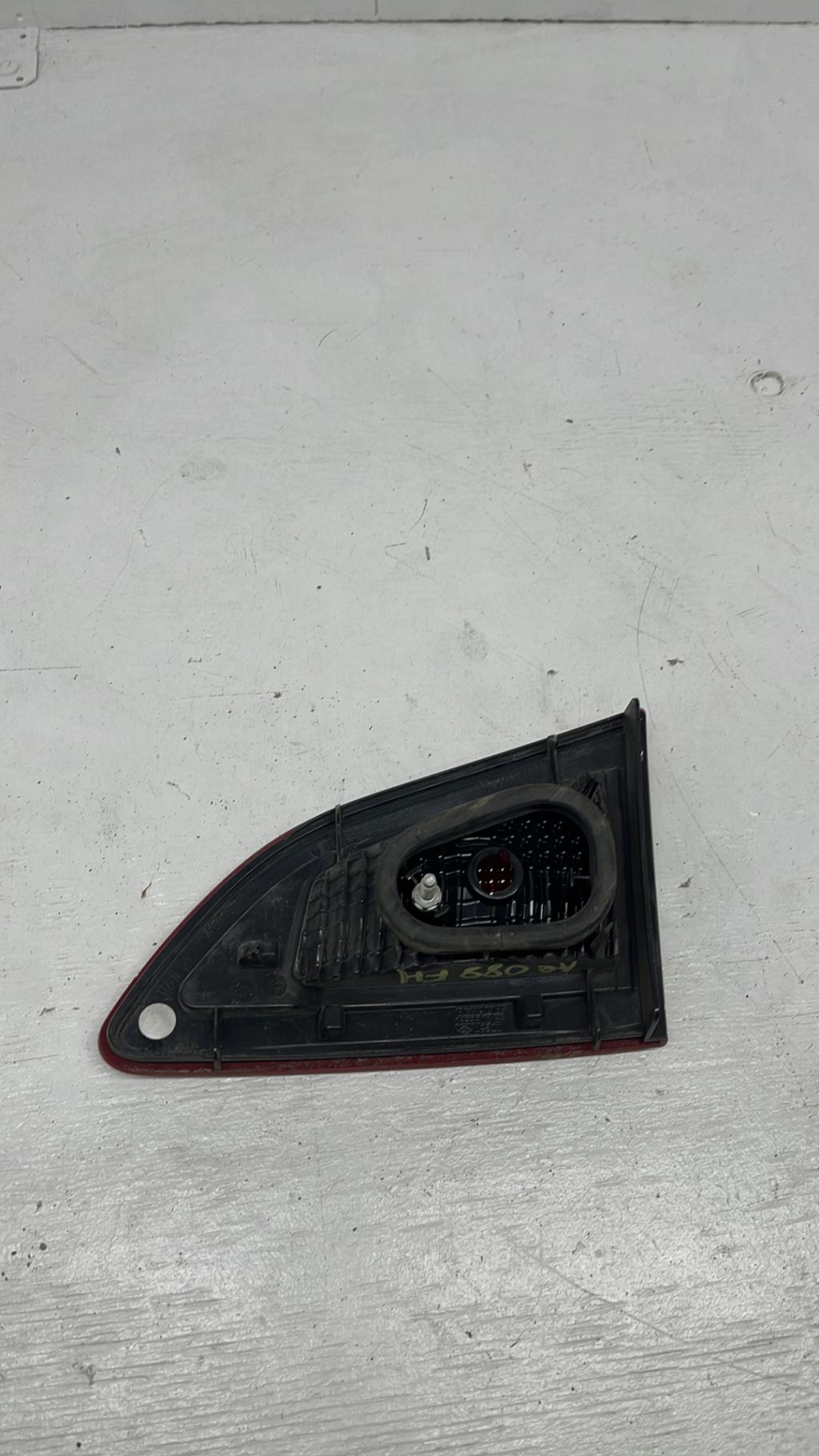 Feu arriere secondaire gauche (feux) RENAULT SCENIC 3 PHASE 1 Diesel - 1