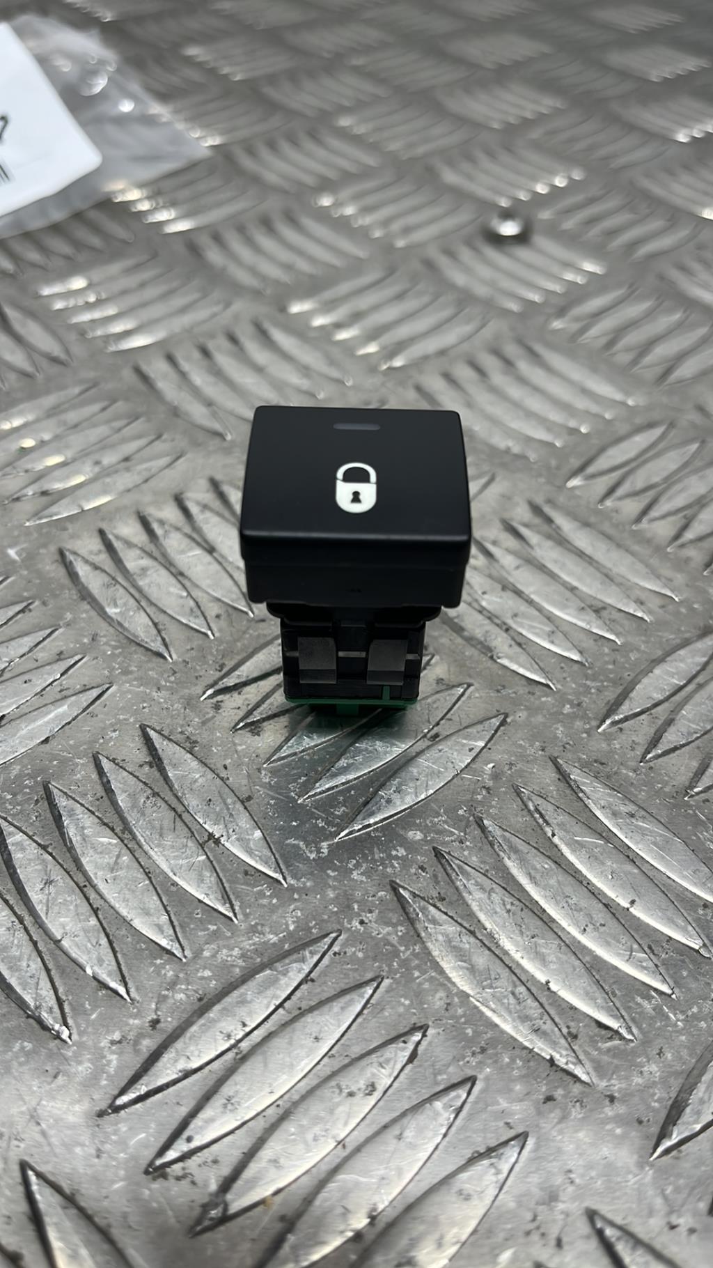 Bouton/Interrupteur CITROEN BERLINGO 2  - 1
