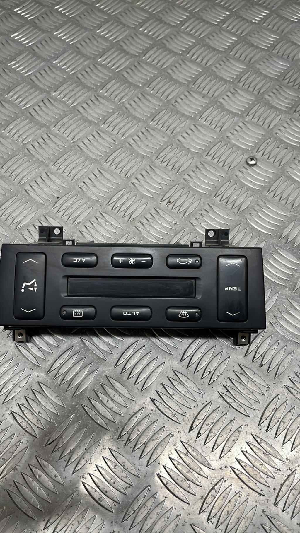 Commande chauffage PEUGEOT 406 Essence - 1