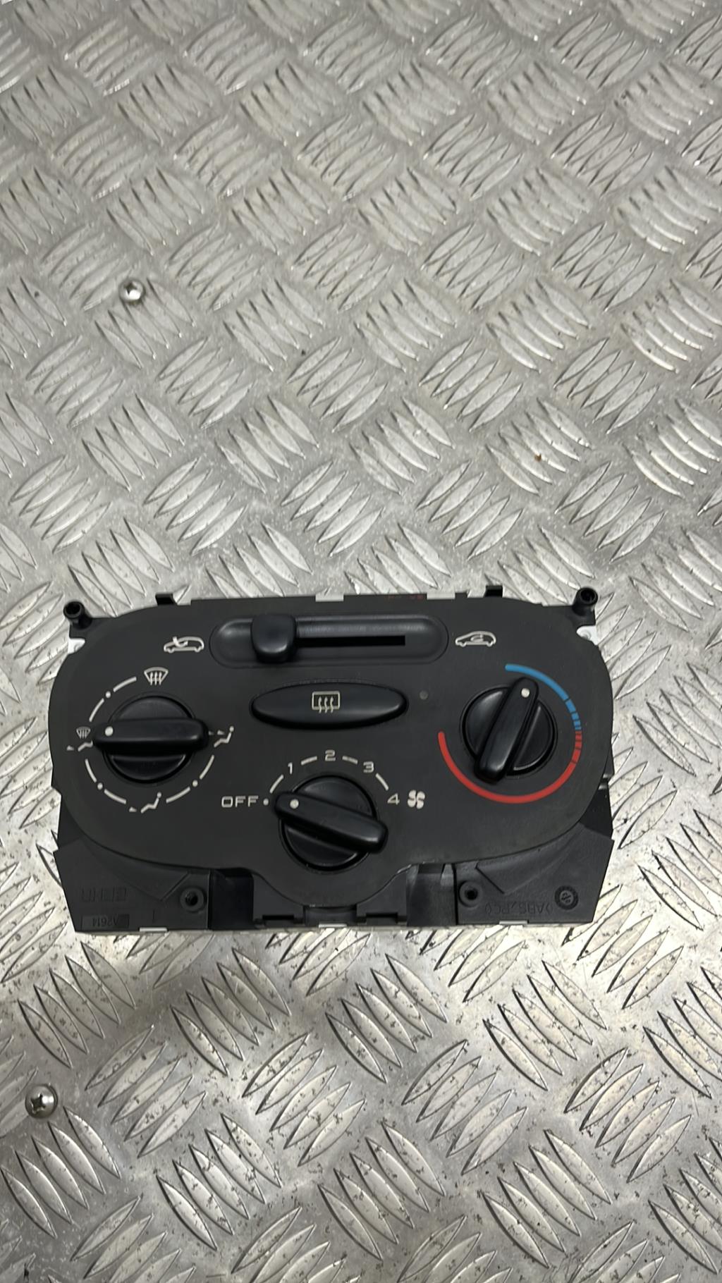 Commande chauffage PEUGEOT 206 PHASE 2 Diesel - 1