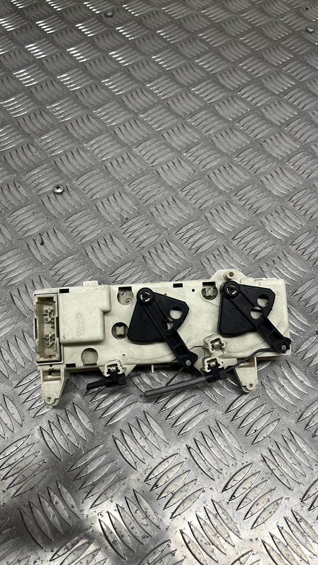 Commande chauffage RENAULT SCENIC  - 1