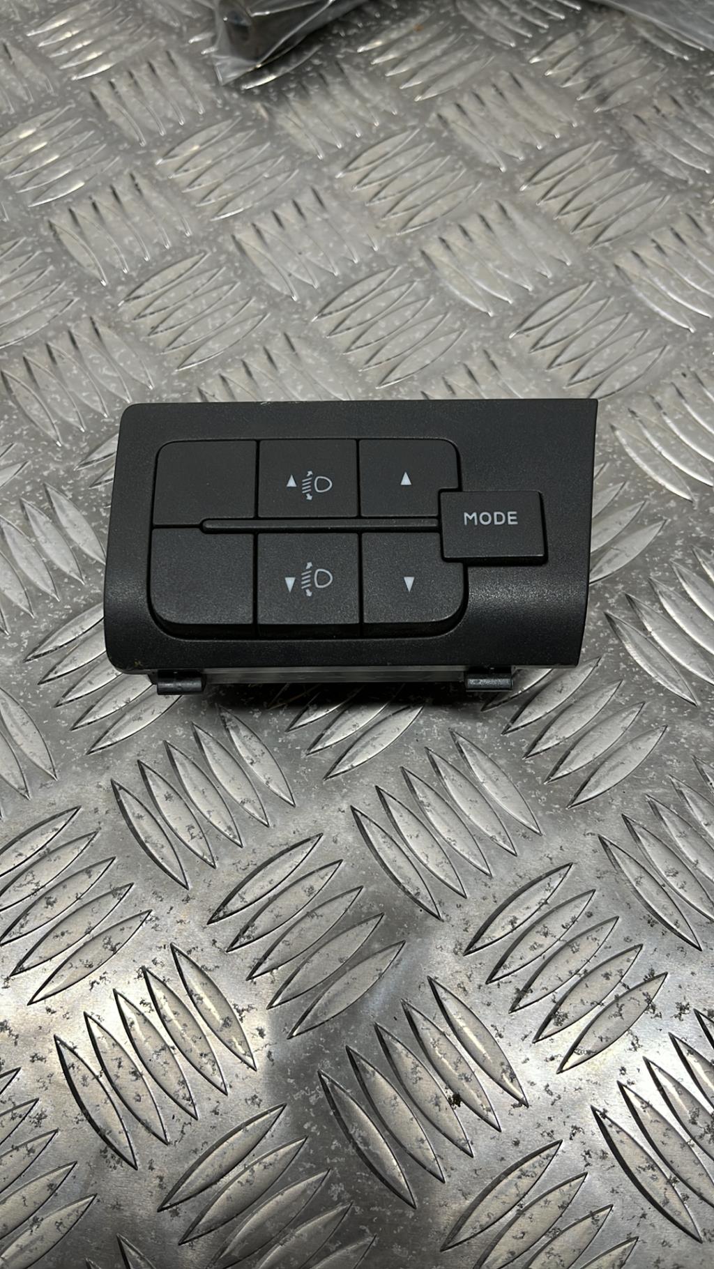 Commande de reglage hauteur de phare IVECO DAILY  - 1