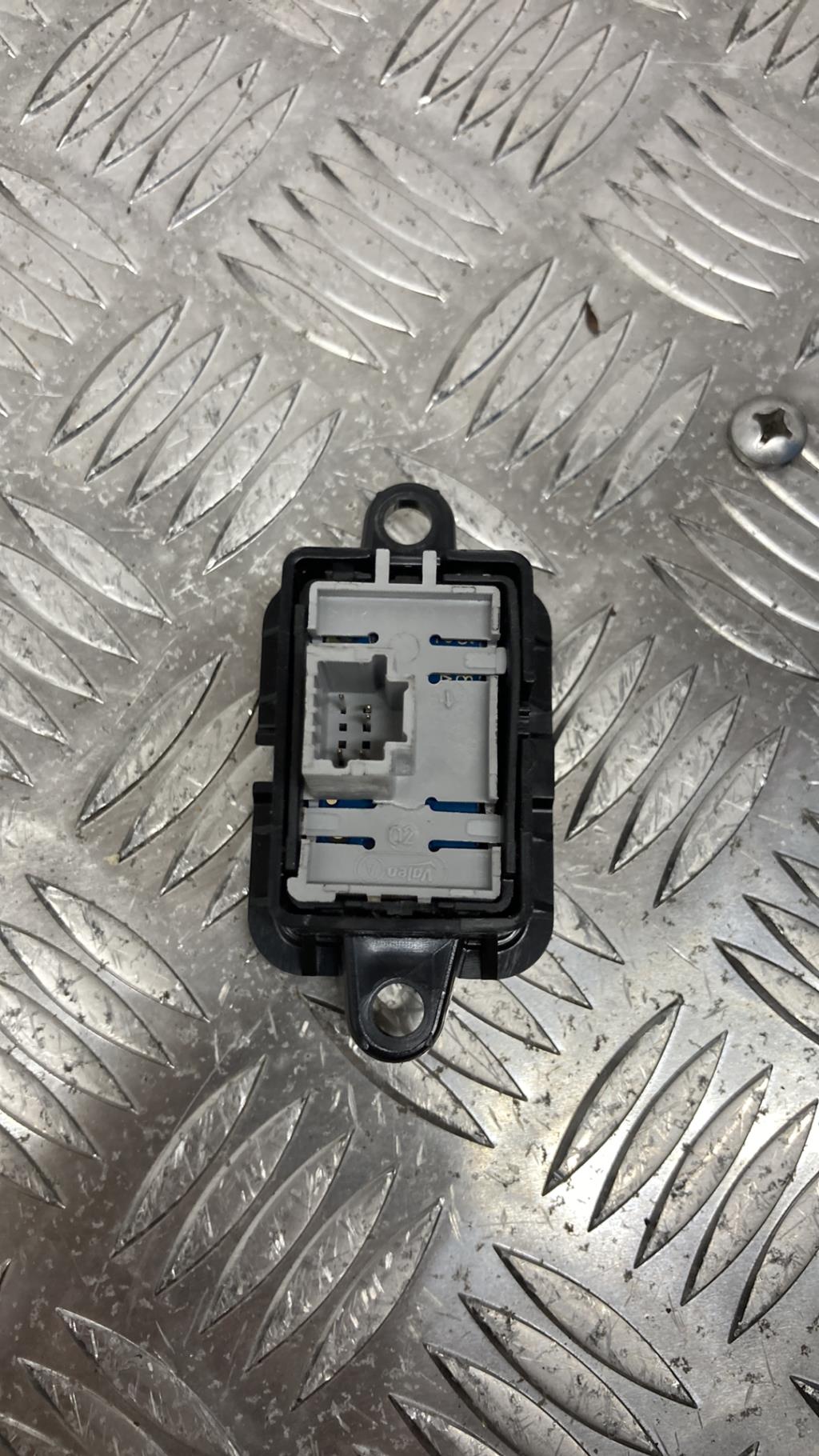 Commande regulateur vitesse RENAULT MEGANE 3 PHASE 1 BREAK Diesel - 1