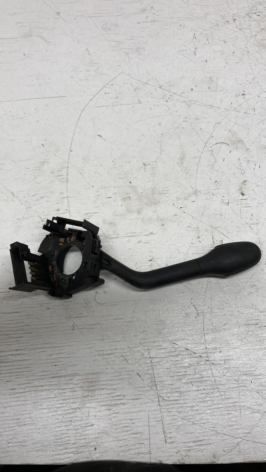 Commodo d'essuie glaces VOLKSWAGEN GOLF 3  - 1
