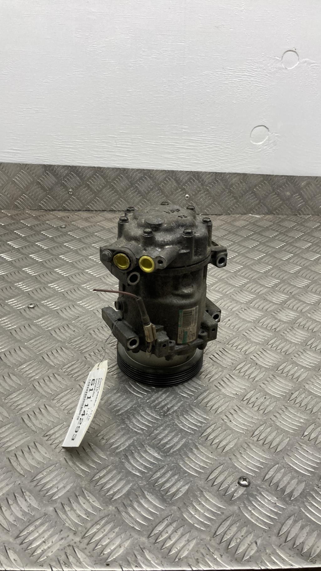 Compresseur clim DACIA SANDERO 1 Essence/GPL - 1