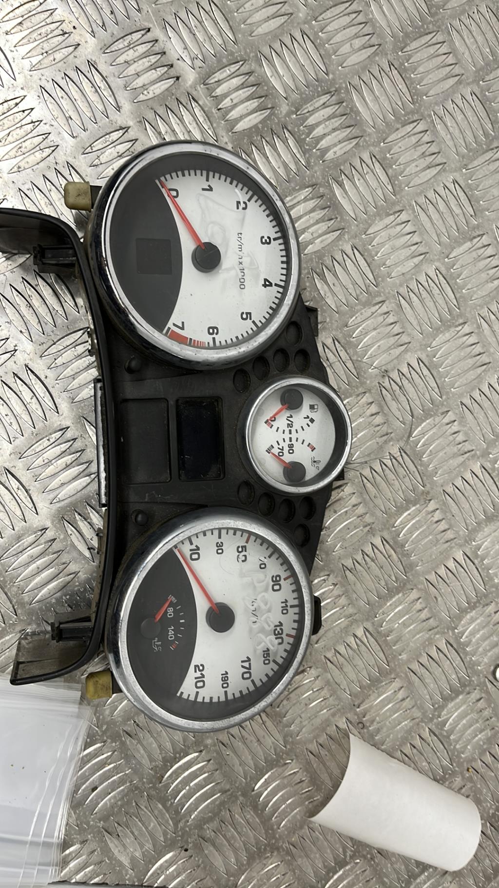 Compteur PEUGEOT 207 Essence - 1