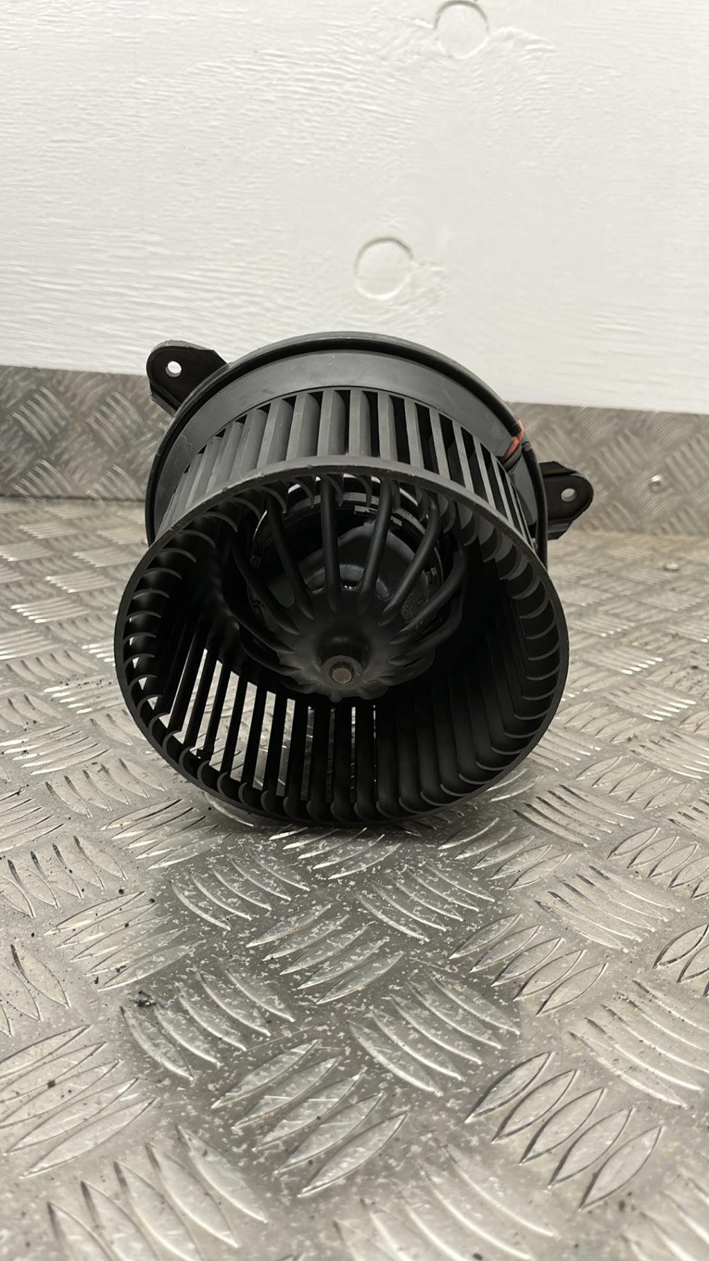 Pulseur d'air PEUGEOT 406 PHASE 2 Essence - 1