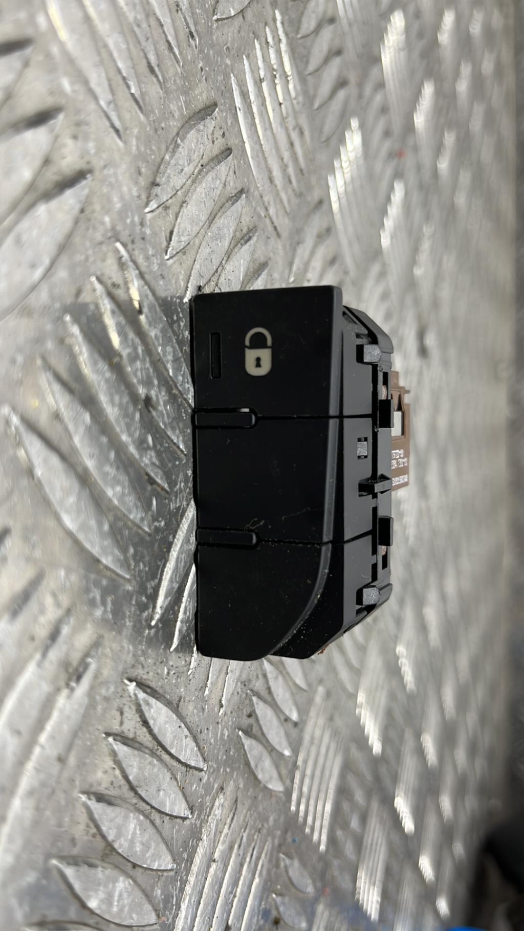 Bouton/Interrupteur CITROEN C5 2 BREAK Diesel - 1