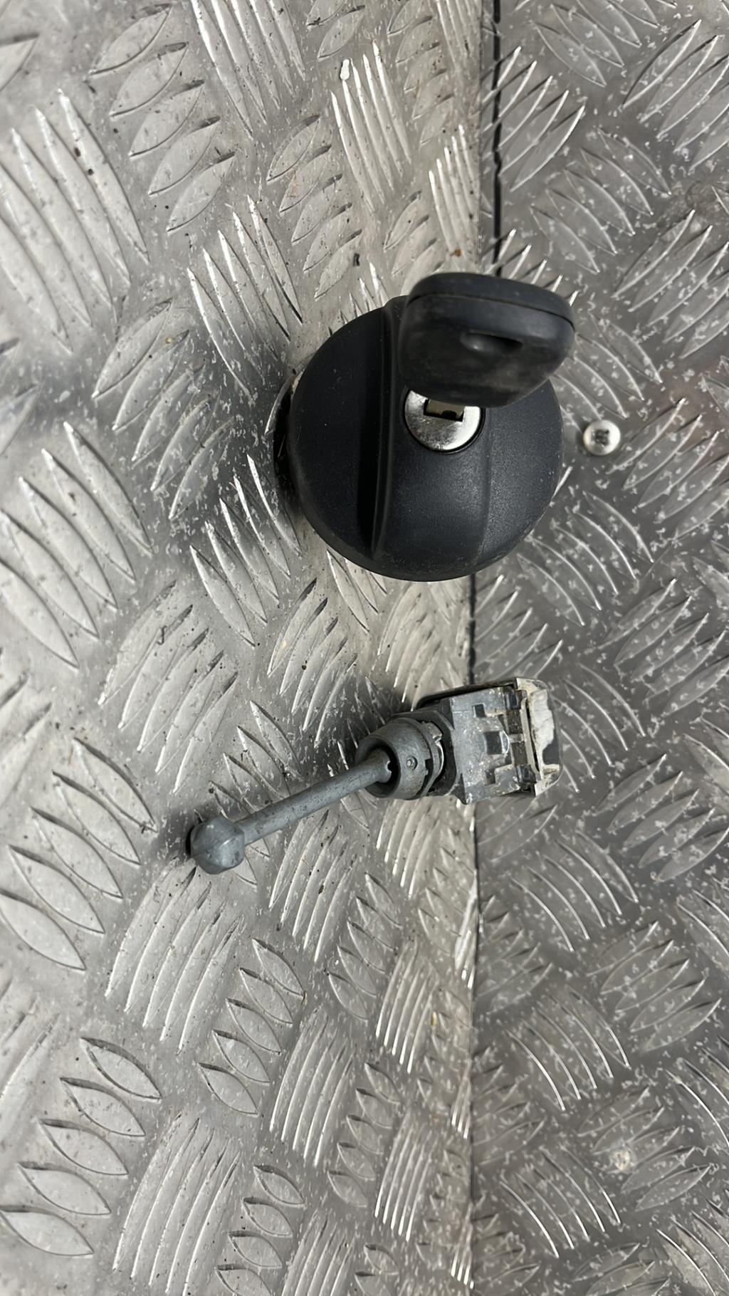 Kit barillet PEUGEOT 207  - 1