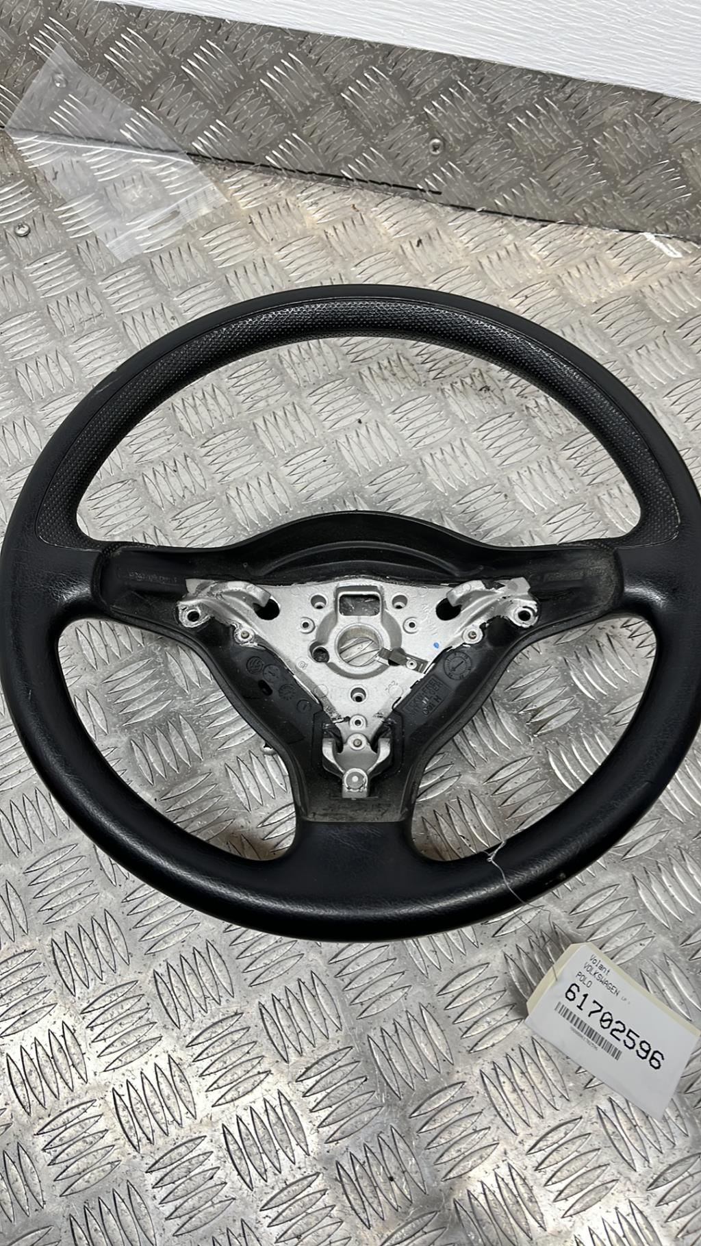 Volant VOLKSWAGEN POLO  - 1