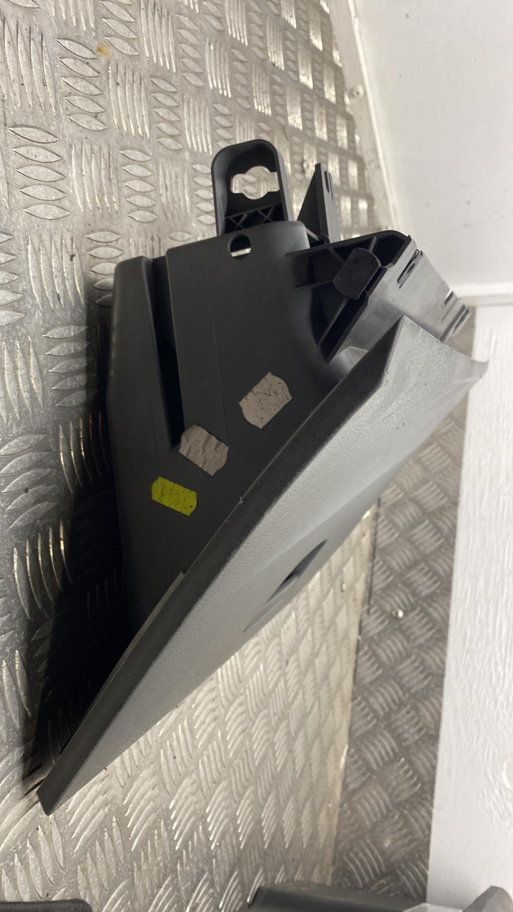 Boite a gants SEAT IBIZA 4 PHASE 1 Diesel - 1
