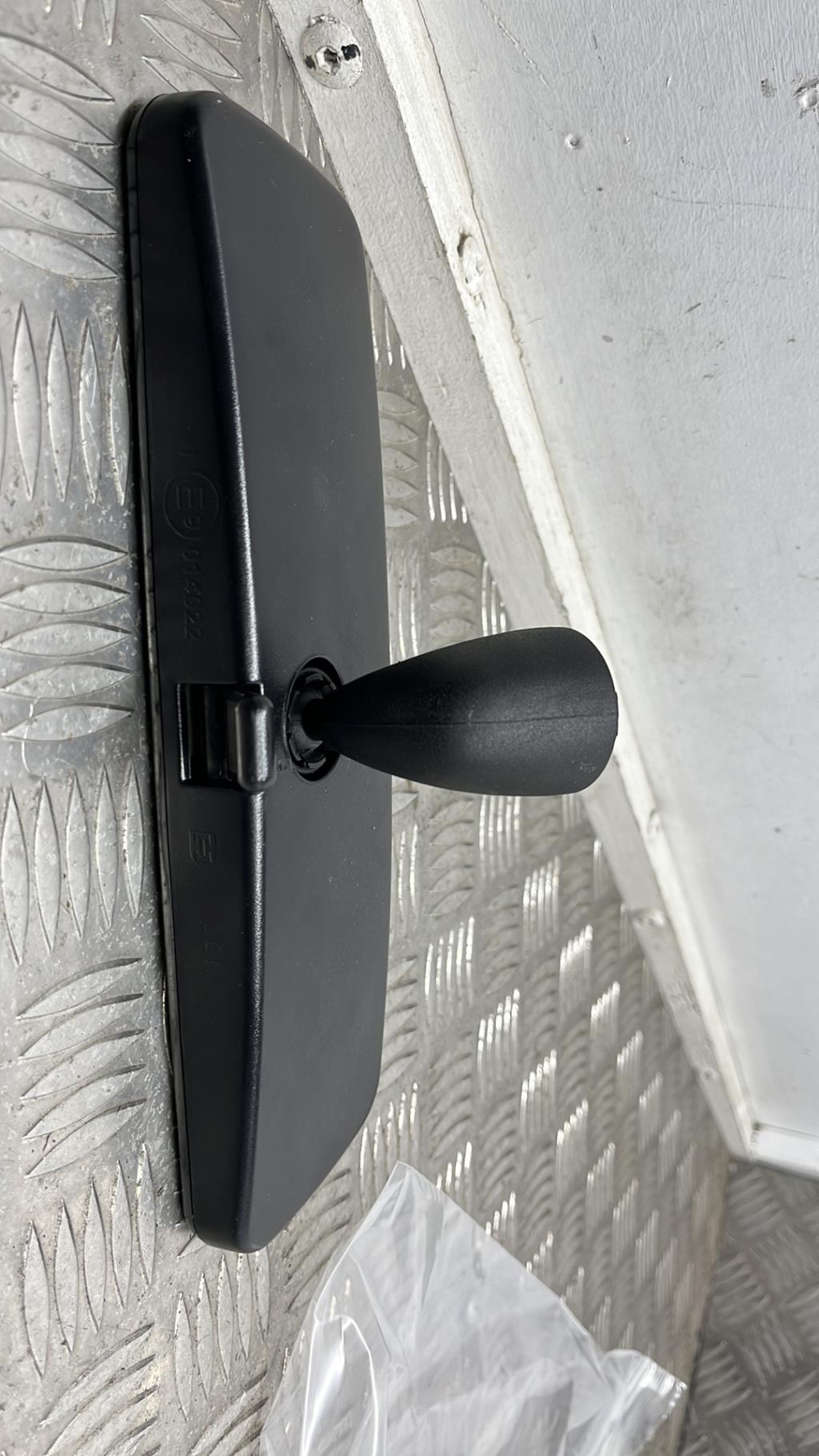 Retroviseur interieur VOLKSWAGEN GOLF 5 Diesel - 1