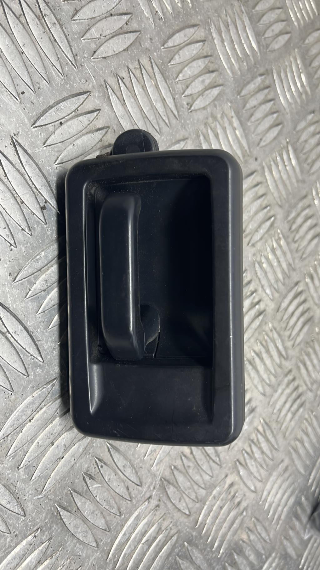 Poignee interieur avant droit RENAULT R5 PHASE 2  - 1