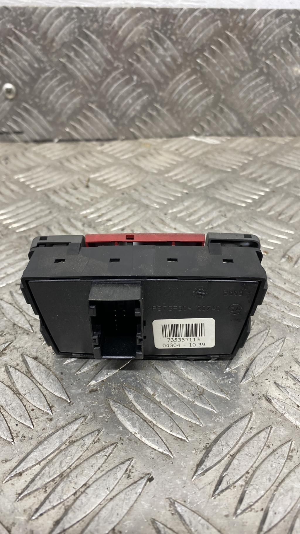Bouton de warning FIAT PANDA 2 PHASE 1 Diesel - 1