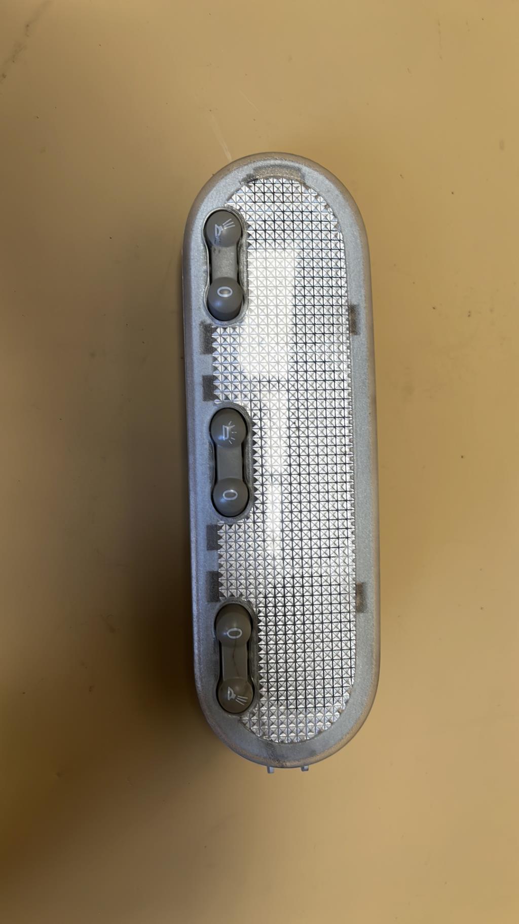 Eclairage de plafonnier RENAULT SCENIC 2 PHASE 1 Essence - 1