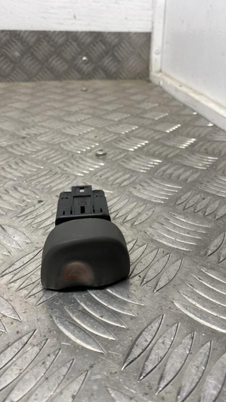 Bouton de warning RENAULT SCENIC 1 PHASE 2 Essence - 1