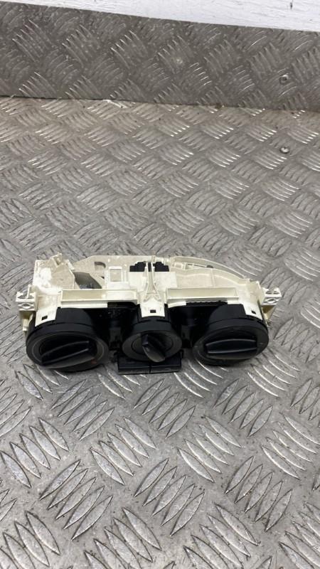 Commande chauffage VOLKSWAGEN BORA Diesel - 1