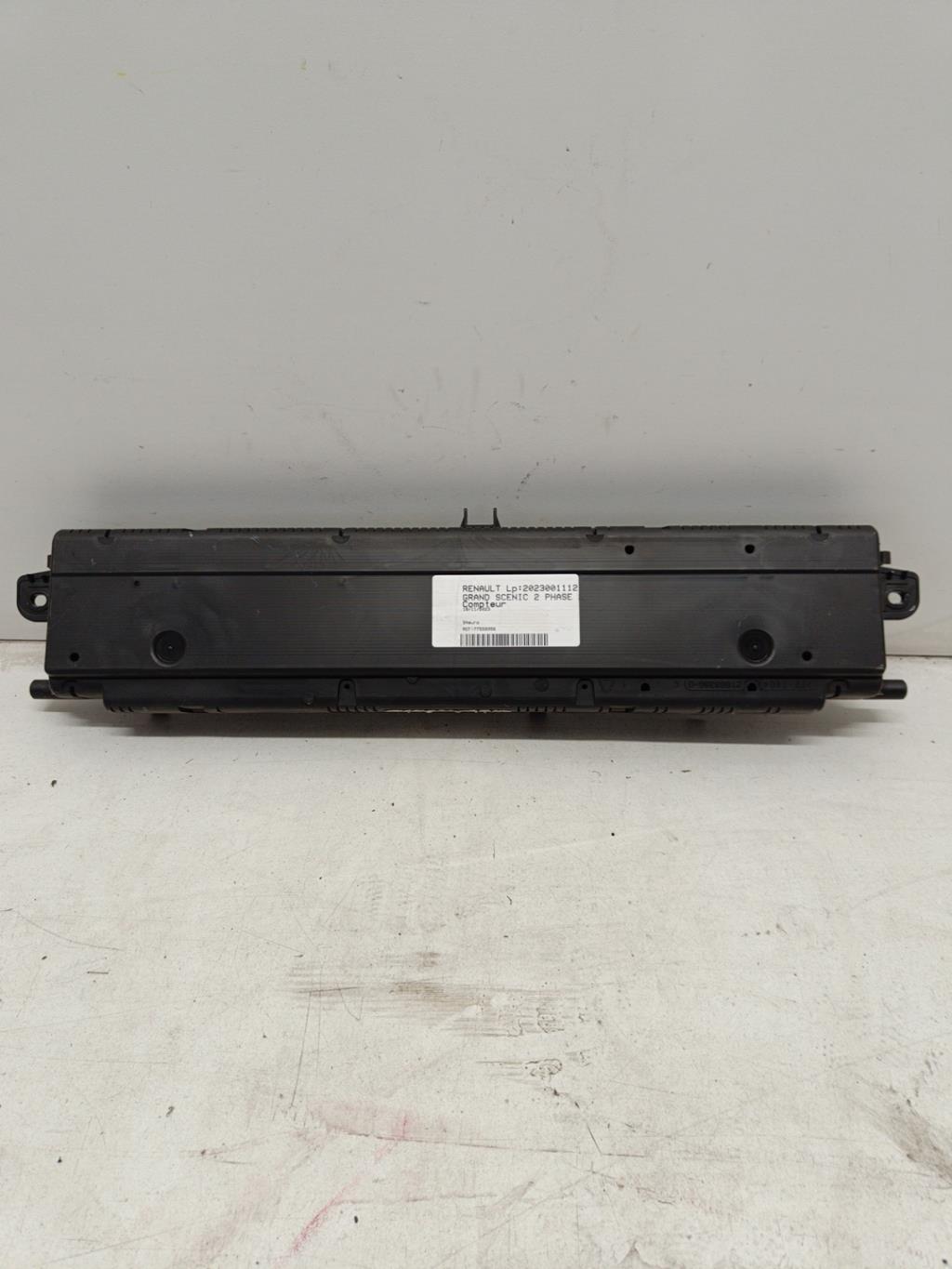 Compteur RENAULT GRAND SCENIC 2 PHASE 2 Diesel - 1