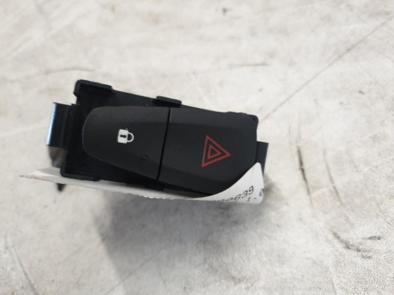Bouton de warning DACIA SANDERO 2 PHASE 2 Essence - 1