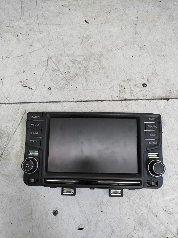 Ecran GPS VOLKSWAGEN POLO 5 PHASE 2 Essence - 1