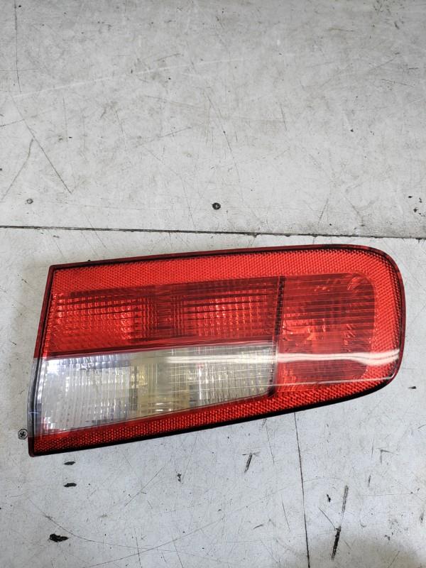 Feu arriere secondaire droit (feux) RENAULT LAGUNA 2 PHASE 1 Essence - 1