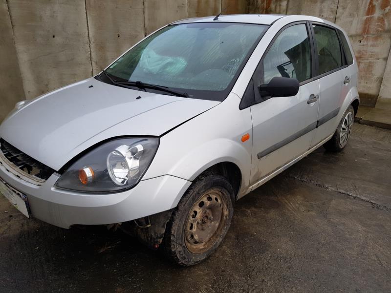 Image Feu arriere principal droit (feux) - FORD FIESTA 5