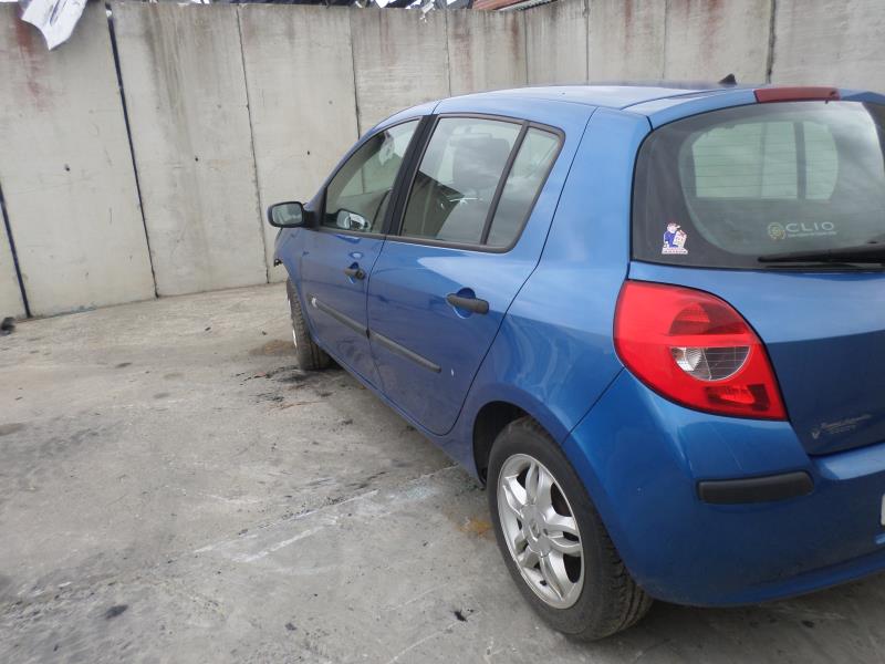 Image Feu arriere principal droit (feux) - RENAULT CLIO 3