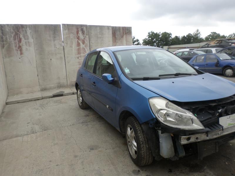 Image Feu arriere principal droit (feux) - RENAULT CLIO 3