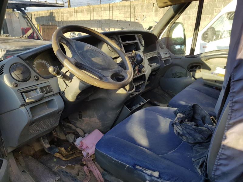 Image Feu arriere principal droit (feux) - IVECO 35S12