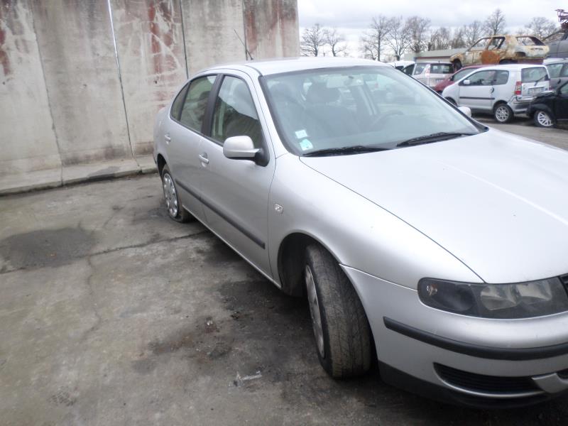 Image Feu arriere principal droit (feux) - SEAT TOLEDO 2