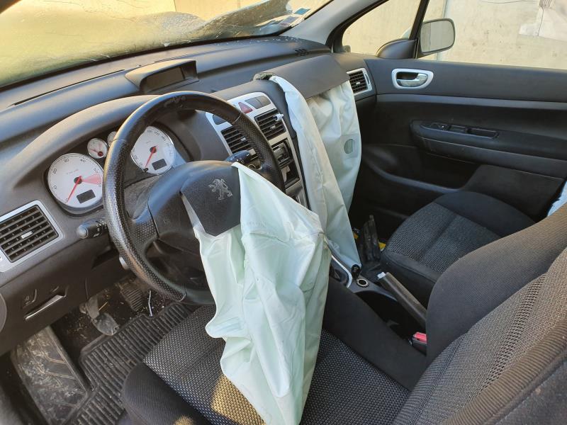 Image Feu arriere principal droit (feux) - PEUGEOT 307